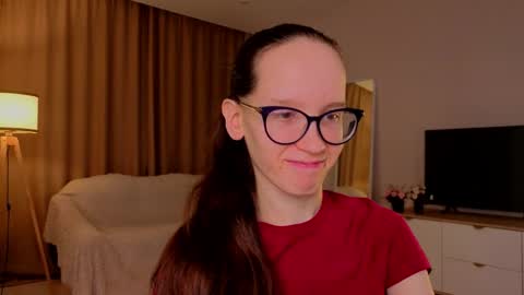 Sara online show from 04/07/26, 04:29