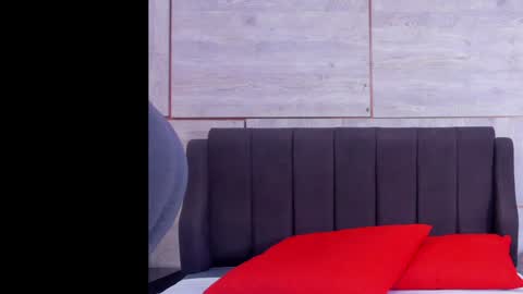 Snapshot of lynn_and_esteban chatting on 02/06/25, 04:21 Lynn jonnes online show from 02/06/25, 04:21