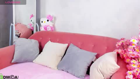 Lynn online show from 10/07/25, 01:03