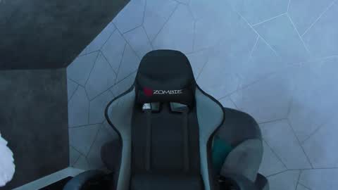 Lynn online show from 11/13/25, 01:15