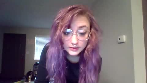 Lynn  online show from 03/04/26, 01:50