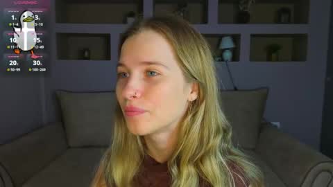 Snapshot of lynntiny chatting on 10/05/25, 02:59 Lynn online show from 10/05/25, 02:59