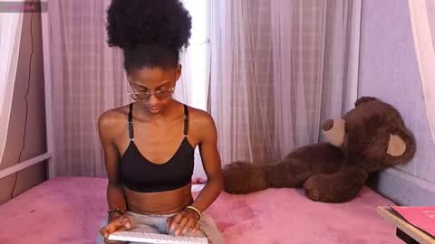 Lynx and Sun  online show from 09/15/25, 09:04