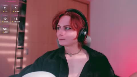 Snapshot of lyodass chatting on 02/18/25, 10:36 Lyodass online show from 02/18/25, 10:36