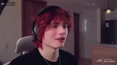 Lyodass online show from 04/17/26, 08:56