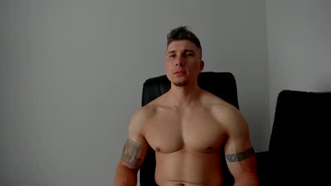 Lyonel online show from 11/23/25, 06:08