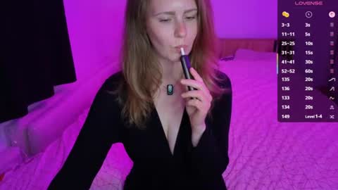 Snapshot of lyrafantasy chatting on 06/14/26, 08:00 Lura online show from 06/14/26, 08:00