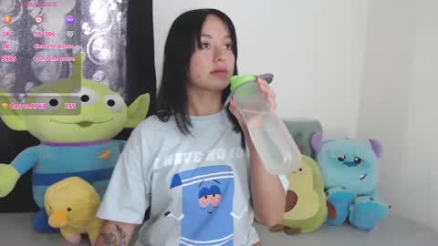 Snapshot of lyshana chatting on 02/10/25, 04:58 lyshana online show from 02/10/25, 04:58