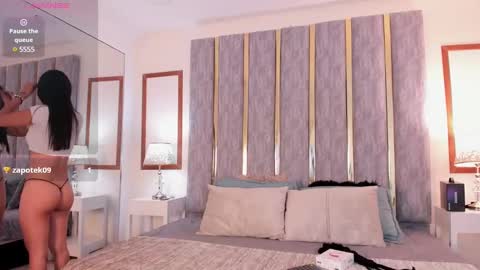 Snapshot of lyzzi_smith01 chatting on 02/24/25, 08:03 Lizzy smith online show from 02/24/25, 08:03