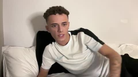 Snapshot of lz_britboy chatting on 02/28/26, 08:54 NEW Leo lz britboy online show from 02/28/26, 08:54