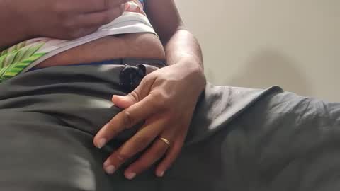 m0ren01995 online show from 01/07/26, 11:12