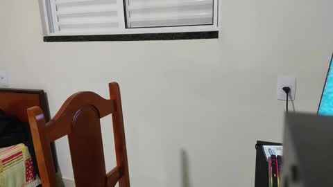 m0ren01995 online show from 04/05/26, 11:46