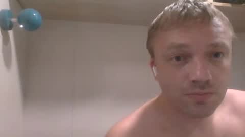 Snapshot of m15kala chatting on 12/21/24, 10:39 m15kala online show from 12/21/24, 10:39