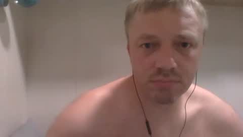 Snapshot of m15kala chatting on 01/24/25, 10:43 m15kala online show from 01/24/25, 10:43