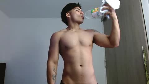 MICHAEL online show from 04/08/26, 02:39