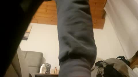 Snapshot of m1guele chatting on 02/14/25, 10:14 Fucklover online show from 02/14/25, 10:14