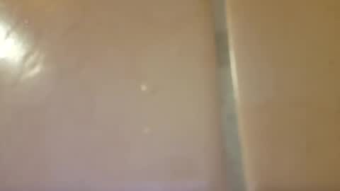 Snapshot of m1guele chatting on 02/27/25, 09:14 Fucklover online show from 02/27/25, 09:14