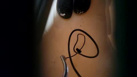 Snapshot of m1guele chatting on 03/04/25, 06:50 Fucklover online show from 03/04/25, 06:50