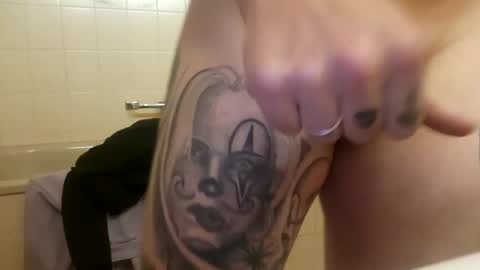 Snapshot of m1guele chatting on 03/12/25, 11:22 Fucklover online show from 03/12/25, 11:22