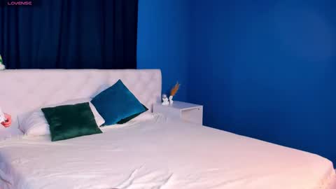 Snapshot of m1m1_angels chatting on 02/26/26, 01:15 Mimi GTM1 0200am-0945am Mon Tue Wed Thu Fri online show from 02/26/26, 01:15