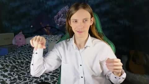 m1shq online show from 11/08/25, 06:40