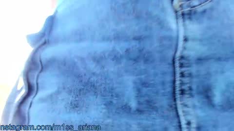 Ariana online show from 02/25/25, 08:47