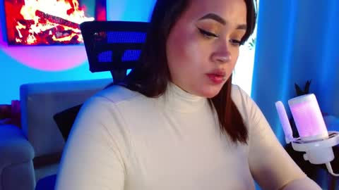 Snapshot of m33li chatting on 06/07/26, 09:18 Meli online show from 06/07/26, 09:18