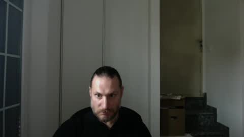 Snapshot of m4rduk81 chatting on 02/07/25, 02:15 m4rduk online show from 02/07/25, 02:15