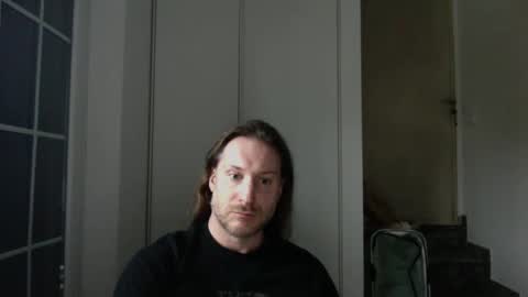 Snapshot of m4rduk81 chatting on 02/25/25, 09:42 m4rduk online show from 02/25/25, 09:42