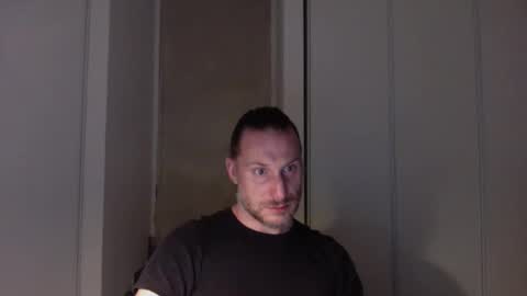 Snapshot of m4rduk81 chatting on 11/03/25, 08:10 m4rduk online show from 11/03/25, 08:10