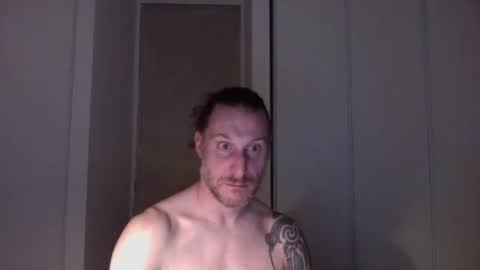 Snapshot of m4rduk81 chatting on 11/05/25, 06:30 m4rduk online show from 11/05/25, 06:30