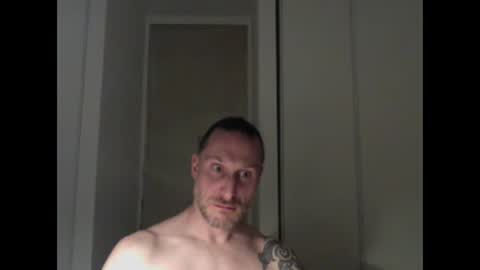 Snapshot of m4rduk81 chatting on 11/24/25, 05:34 m4rduk online show from 11/24/25, 05:34