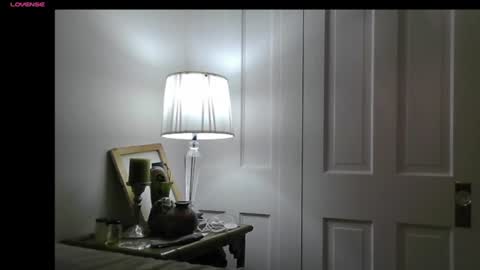 Snapshot of m54whrdn2 chatting on 09/14/25, 02:22 m54whrdn online show from 09/14/25, 02:22