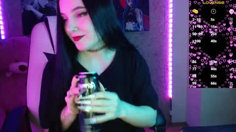 Melissa online show from 12/25/24, 02:25