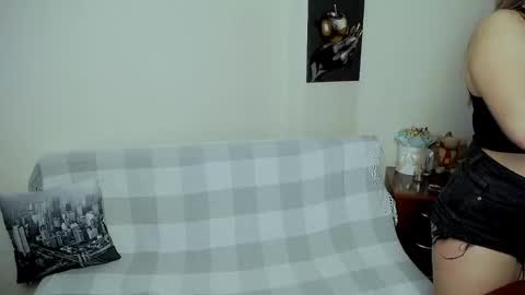 Vikki online show from 09/16/25, 02:07