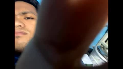 Louie online show from 02/05/25, 07:18