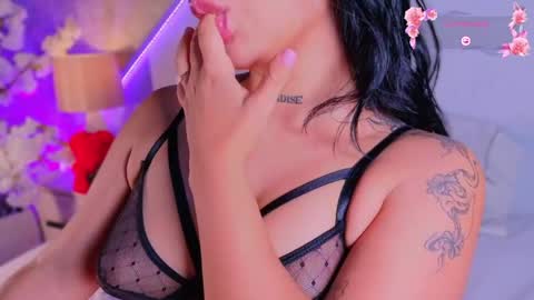 Snapshot of maaluuh chatting on 05/02/26, 05:18 Malu Lopez online show from 05/02/26, 05:18