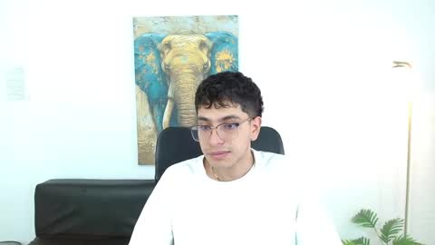 Snapshot of maax_18 chatting on 03/12/26, 03:18 Max online show from 03/12/26, 03:18