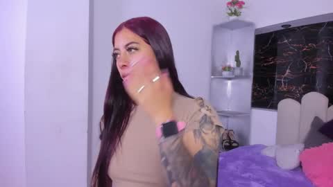 Snapshot of maazikeen chatting on 10/23/25, 09:08 Mazikeen online show from 10/23/25, 09:08