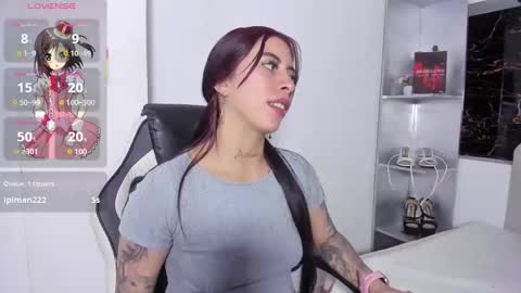 Snapshot of maazikeen chatting on 11/08/25, 04:12 Mazikeen online show from 11/08/25, 04:12