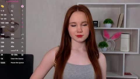 Holly online show from 04/02/26, 03:09