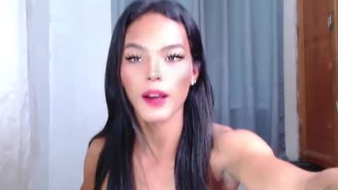 Divina online show from 05/09/26, 06:07