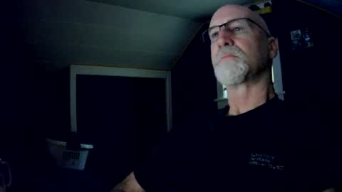 mac8181 online show from 08/08/26, 10:06