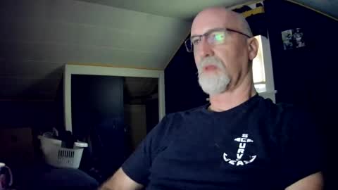 mac8181 online show from 08/09/26, 10:31