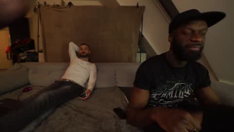 Mac Troy online show from 12/09/24, 06:25