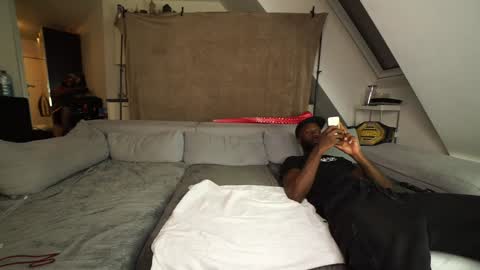 Mac Troy online show from 12/10/24, 05:11