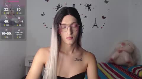 macarena_05_ online show from 09/16/25, 04:52