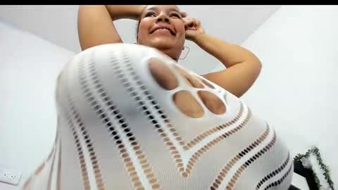 macarenaawills online show from 01/17/25, 04:47