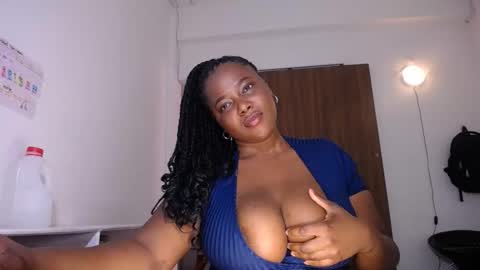 macarenaboobs online show from 04/04/26, 05:21