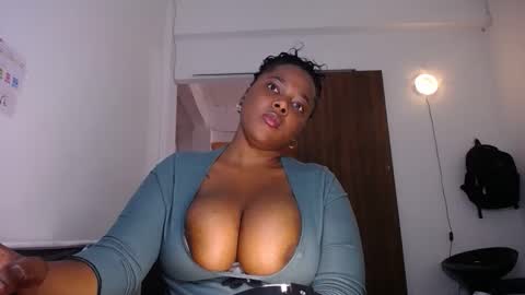 macarenaboobs online show from 04/05/26, 02:14